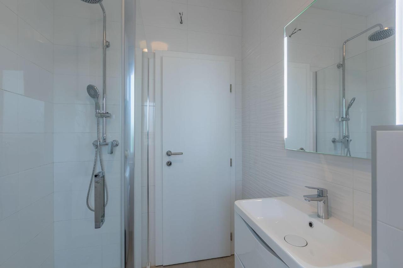 Premium 100M2 Sea View Apartment Ližnjan エクステリア 写真